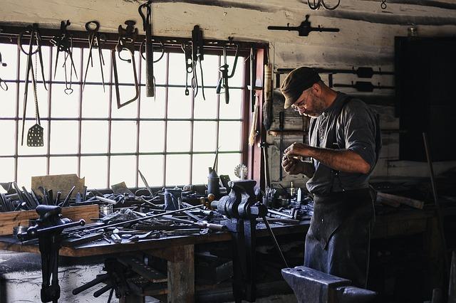 Výroba mechanického zabezpečení zadních dveří: Návod